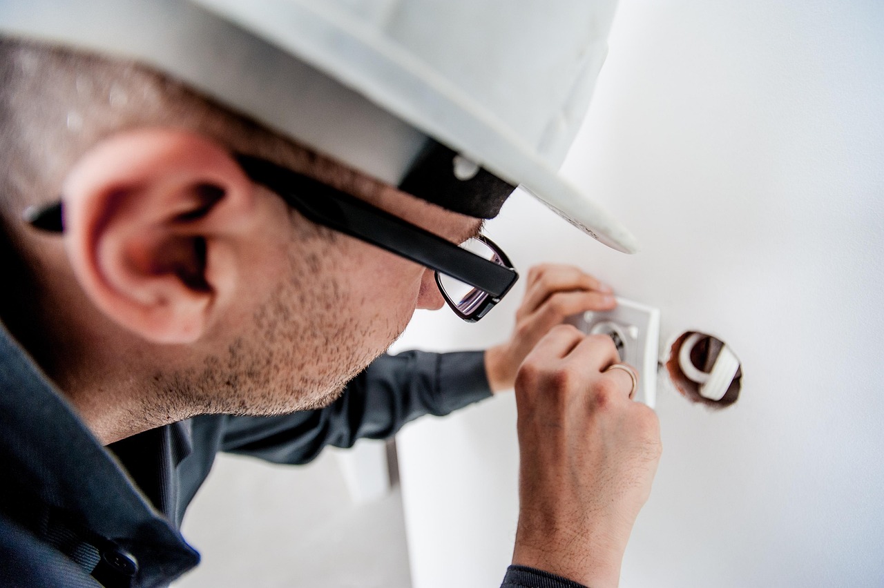drywall electrician painter